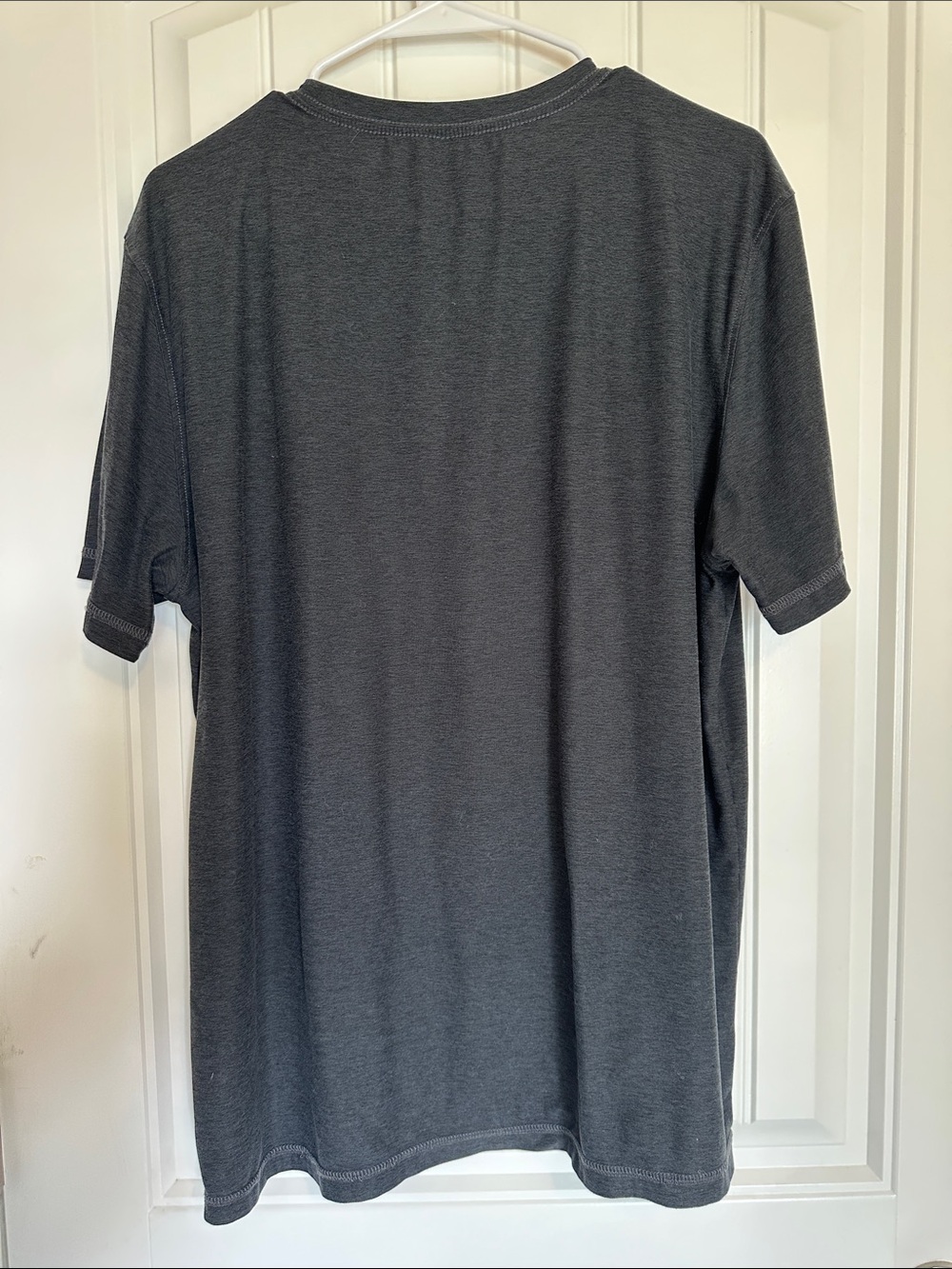 Vuori Charcoal Crew Neck Short Sleeve Tee - Picture 2 of 2